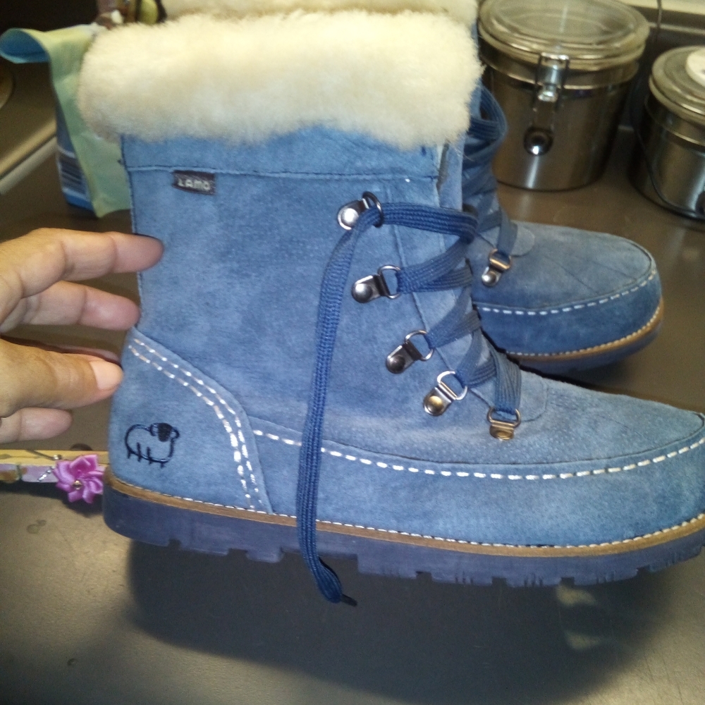LAMO BLUE SUEDE SHEEP SKIN BOOTS